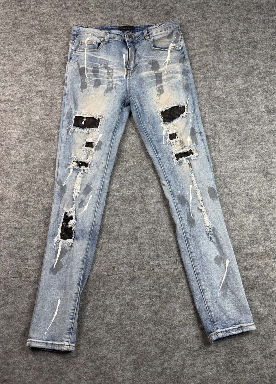 AMIRI Distressed Paint Splatter Skinny Jeans Light Blue Denim Size 32x30